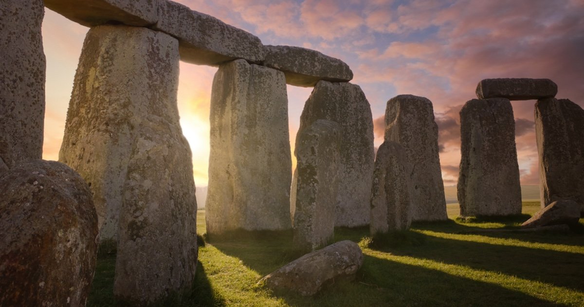 Stonehenge Opening Hours 2026 | Best Time to Visit